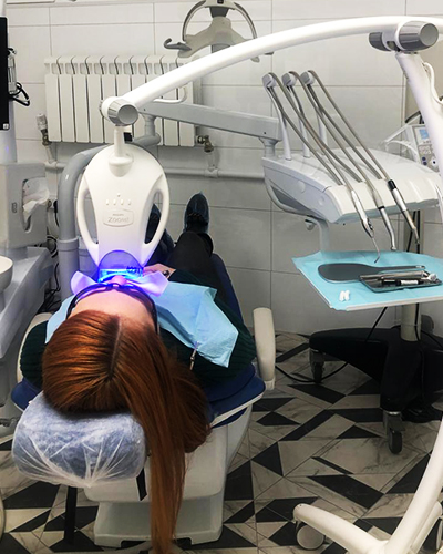 Отбеливание зубов ZOOM 4 по суперцене!